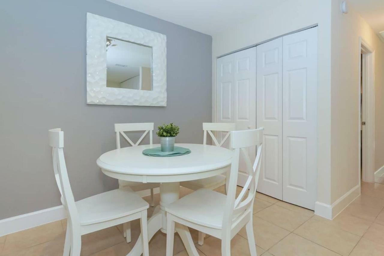 Lovely Cottage - Close To Siesta, Shops & Dining Sarasota Eksteriør billede