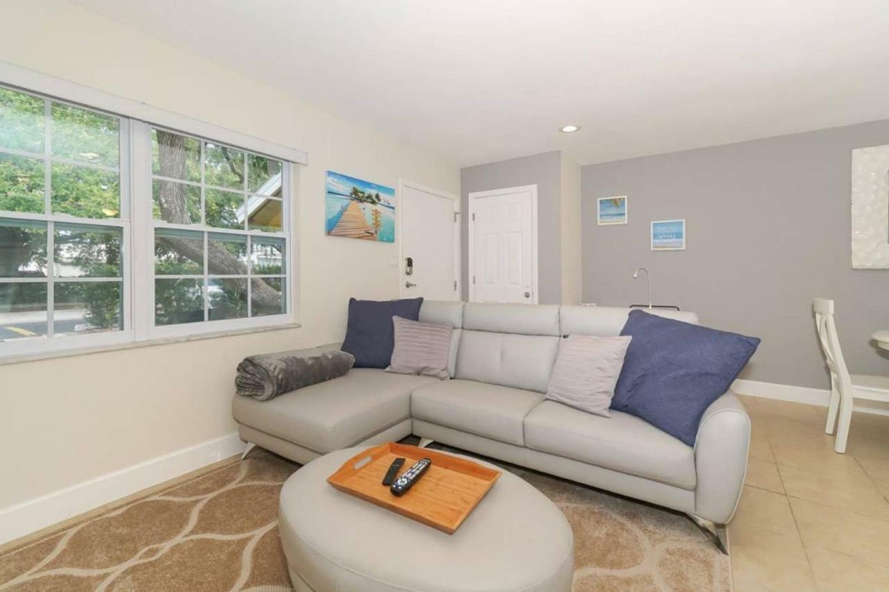 Lovely Cottage - Close To Siesta, Shops & Dining Sarasota Eksteriør billede