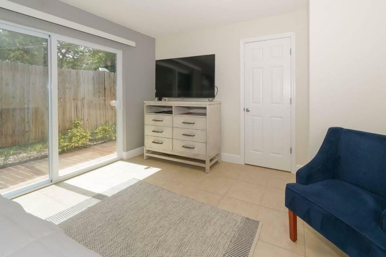 Lovely Cottage - Close To Siesta, Shops & Dining Sarasota Eksteriør billede